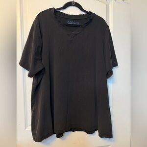 Juno Active 4X Classic Black V-Neck Short Sleeve Tee